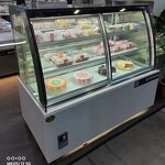 Square Cake Showcase Supplier - for Bakery Display
