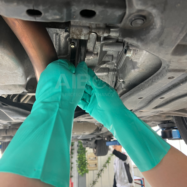 Nitrile Glove Manufacturer - Latex Free Custom Chemical Resistant Safety