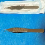 Yollex Hair Transplant Extracting Forceps Surgical Instruments for Hair FUE Extractor