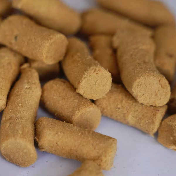 Freeze-Dried Treats Supplier - High-Protein Organic Raw Bone Meat Strips