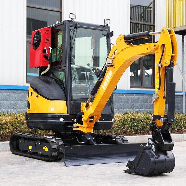 Mini Excavator Factory - 2.6 Ton Kubota Engine Crawler Digger