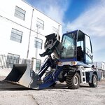 Self Loading Mixer Truck Manufacturer - Automatic Feeding Howo Truck