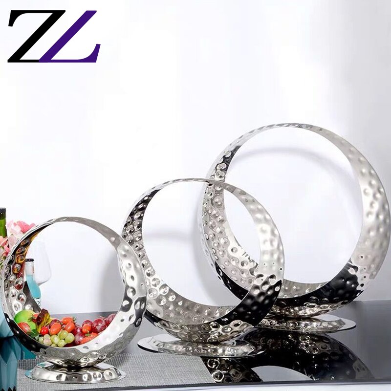 Fruit Bowl Supplier - Saudi Arabic Round Moon Hammered Tray Bowl