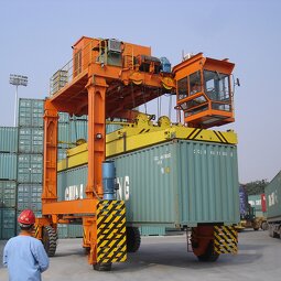 Straddle Carrier Crane Factory - 20-50 Ton Container Handling Custom