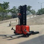 Electric Pallet Stacker Manufacturer - OEM/ODM 1000-1500kg Lead Acid Battery Self-loader