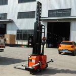 Electric Pallet Stacker Manufacturer - Wholesale 1000-1500kg Portable Self-loading Stacker