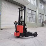 Electric Pallet Stacker Manufacturer - OEM/ODM 1000-1500kg Off-road Straddle Leg Stacker