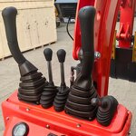 Mini Excavator Manufacturer - OEM/ODM 850kg Kubota Engine Farm Digger