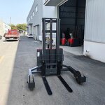 Electric Pallet Stacker Manufacturer - OEM/ODM 1000-1500kg Off-road Straddle Leg Stacker