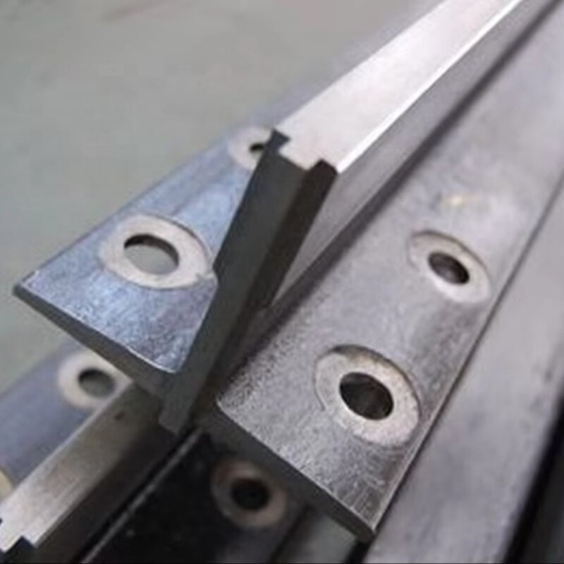 Home Elevator Parts Manufacturer - OEM/ODM Guide Rail Chain Cylinder Roller Parts