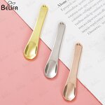 Cosmetic Spatula Manufacturer - OEM/ODM New Small Curved Face Cream Applicator