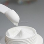 半成品桶防晒洋甘菊+尿囊素UVA/UVB防护防水防晒膏SPF 50 pa++ +