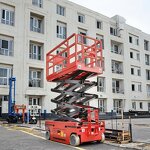 Battery Powered Scissor Lift Factory - Hydraulic Driven Self Propelled Platform