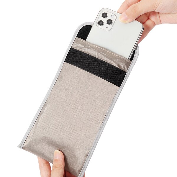 Signal Blocking Faraday Bag Manufacturer - 6.5inch Anti-hacking Rfid EMF Phone Pouch