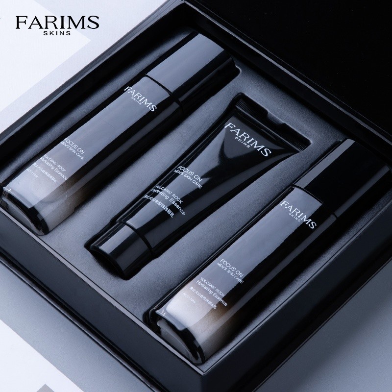 Best Selling Natural Moisturizing Whitening Brightening Repair Oil Control Deep Skin Cleanser 3 in 1 Men Skin Care Set for Men