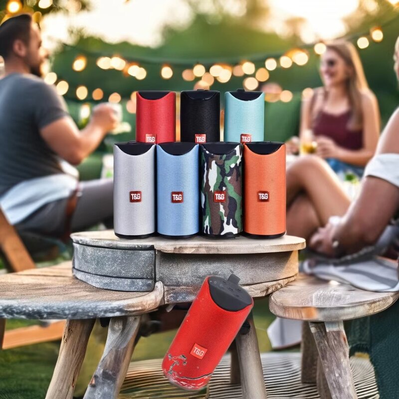 Portable Outdoor Speaker Factory - OEM/ODM 10W RGB Battery Karaoke Bluetooth Mic