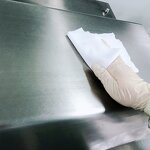 Cleanroom Wipes Factory - OEM/ODM Sterile Meltblown Polypropylene Pre-Weted IPA