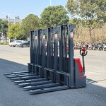 Electric Pallet Stacker Factory - OEM Warehouse New 1.5-2 Ton Wakie with 2-3.5m Lift