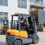 Diesel Forklift Factory - OEM Japan Style 3 Ton Forklift Price