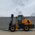 Off Road Forklift Manufacturer - OEM Multifunction CE EPA 4 Ton 4X4 Hydraulic
