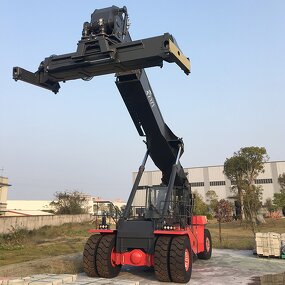 Reach Stacker Manufacturer - OEM High Effective Import Engine diesel 45 Ton