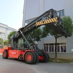 Reach Stacker Manufacturer - OEM China Forklift Truck 45 Tons Hydraulic Crane Lift