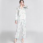 Silk Pajamas Manufacturer - OEM Women's Long Sleeve Printed Two Sets Home Wear