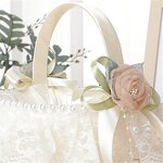 Flower Basket Factory - OEM Western Style White with Handle for Party Celebration Favors
