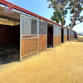 Horse Stalls System Factory - OEM USA Freedom Black Coating Bamboo Wood Stall