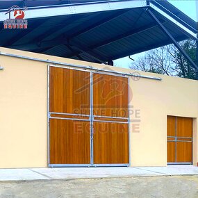 Horse Stall Sliding Door Kits Manufacturer - OEM New Condition Cheap Metal Doors Pallet