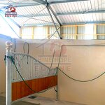Horse Wash Stall Panel Factory - OEM Horse Stable with Optional Washroom Hose