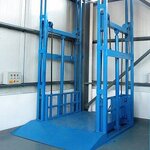 Guide Rail Lift Factory - OEM Custom 2 Ton Low-Cost Cargo Lift