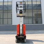 Vertical Personnel Lift Table Factory - OEM Standard Man Lift up to 12 M Lifting Height