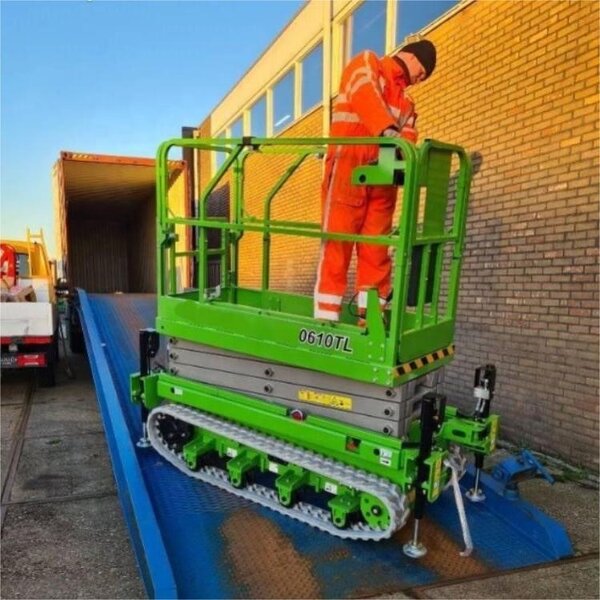 Mini Self-propelled Scissor Lift Factory - OEM Compact Electric Mobile Tight Under Hydraulic