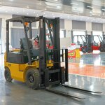 Counterbalance Forklifts Manufacturer - OEM Powered Attachment Crown 10 New Montacargas