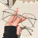 Eyeglasses Manufacturer - OEM Custom Fashion Anti-Blue Light Transparent