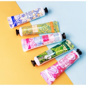 Goat Milk and Lanolin Hand Cream, Chamomile and Shea Butter Moisturizing Autumn and Winter Hand Cream and Body Lotion