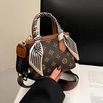 Women's Handbag Manufacturer - OEM Custom Luxury Single Shoulder Large