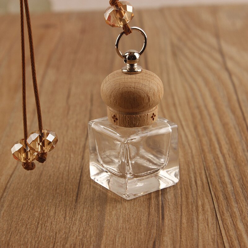 Hanging Square Glass Car Diffuser Manufacturer - OEM 6-10ml Wood Cap Essential Oil