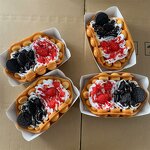 Bubble Waffle Model Factory - OEM Custom Commercial Prop Fruit Paired