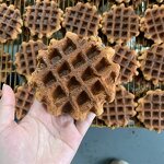 Waffle Model Factory - OEM Custom Chocolate Caramel Honeycomb Shape