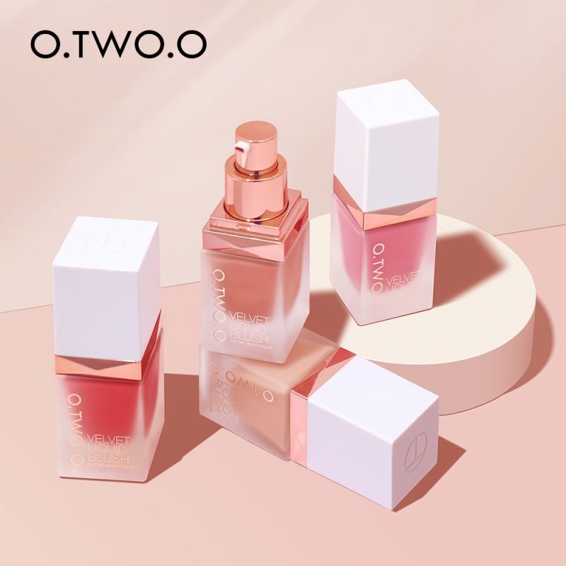 new O.TWO.O Natural and Reddish Blush Cream 4 Colors Pigmented Long Wearing Liquid Blusher