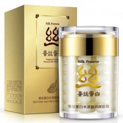 BIOAQUA蚕丝蛋白提亮面部肌肤，收缩毛孔，控油美白保湿霜