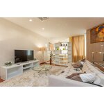 Large Size Smart TV Factory - 85-100 Inch 4K UHD