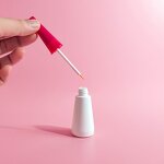 Eyeliner Container Factory - 16ml Plastic with Yellow Tips