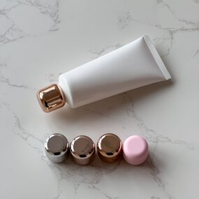 Cosmetic Container Factory - 24.4mm Squeeze Tube Cap Pink