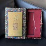 Shipping Box Factory - Custom Logo Embossed Luxury Paper