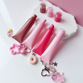 Lip Gloss Tube Manufacturer - 15g Squeeze Tube with Keychain