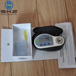 Refractometer Factory - OEM/ODM Custom Handheld Digital Brix Honey Sugar Content Refractometer