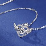 Flower Necklace Manufacturer - Muse Trending Flower Platinum Plated One Carat Zircon Pendant